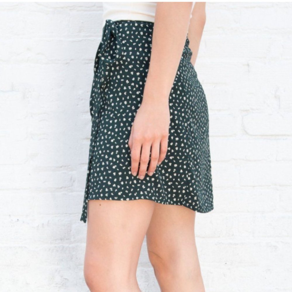 NWT brandy melville green floral wrap skirt
